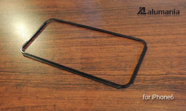 iPhone6用インナーパーツの試作品が完成