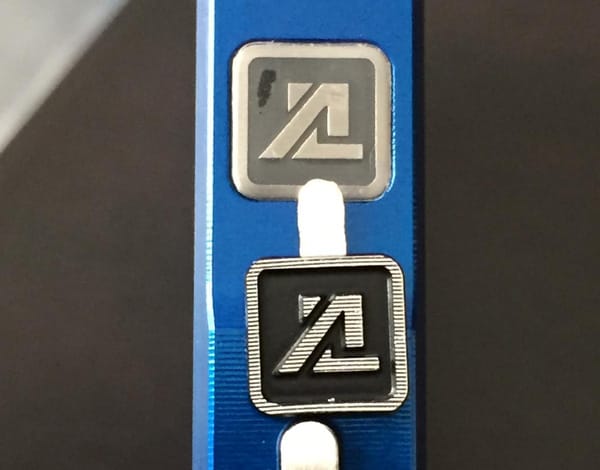 アルミ製のALエンブレム（試作品）