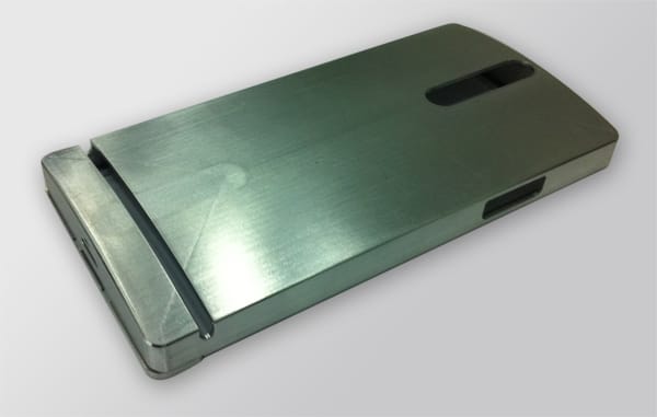 XPERIA_NXの開発は中止します。