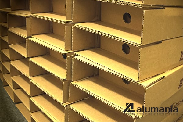 Z4用EDGE LINEの発送時期と次回納期のお知らせ